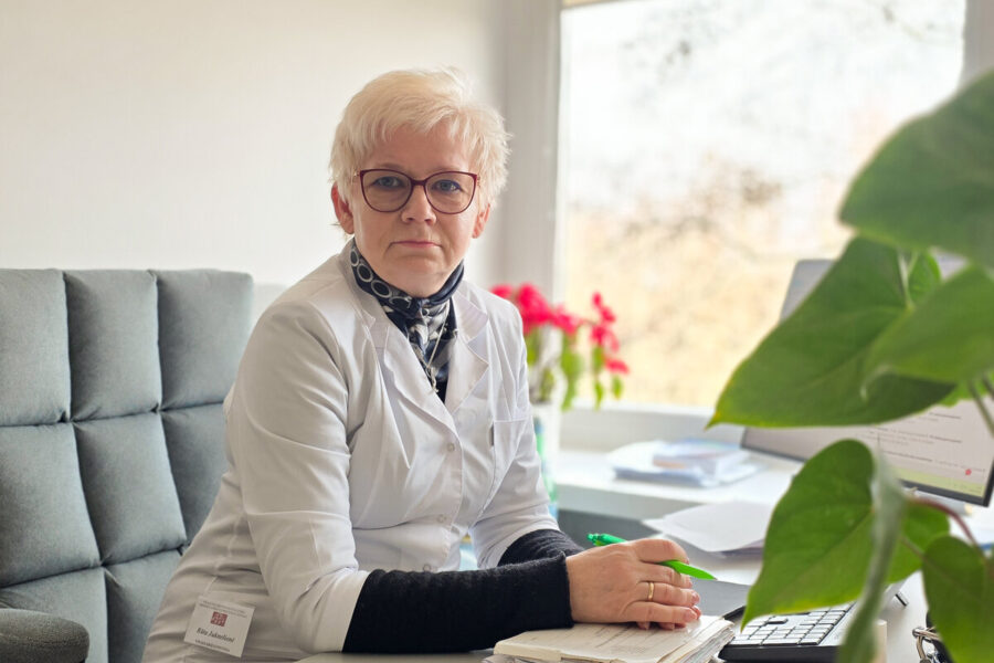 Erkės jau suaktyvėjo: gydytoja įspėja, kam priklauso nemokami skiepai ir ko vengti