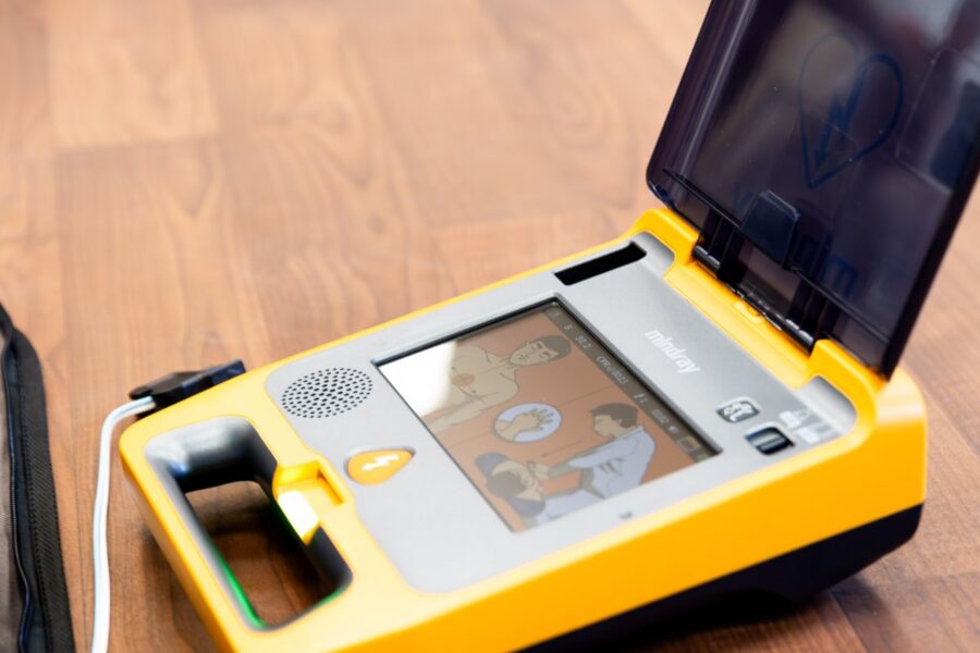 Tai gali išgelbėti gyvybę: defibriliatoriai pasieks ir kaimiškas vietoves