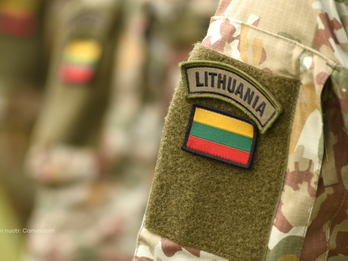 Gyventojai gali nustebti: be uniformų judės kariai, ore skraidys žvalgybiniai dronai