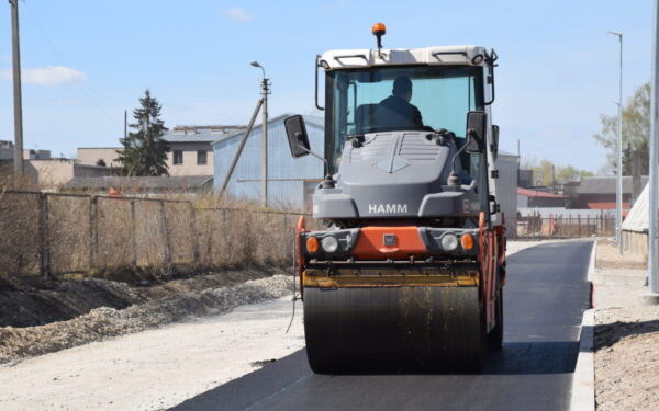 Mieste verda darbai: asfaltuojamos gatvės, tiesiami šaligatviai, štai kur pokyčiai didžiausi