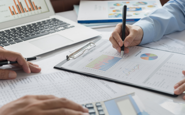 Europa įspėja Lietuvą: savivaldybėms trūksta pinigų, pasekmes pajus gyventojai