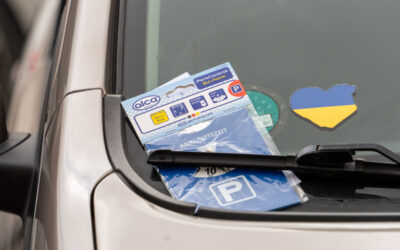 Vairuotojai liko nustebinti: vietoj baudų pareigūnai dalijo netikėtas dovanas