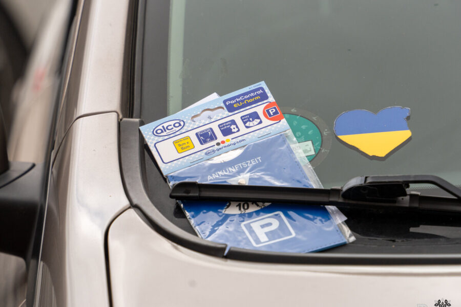 Vairuotojai liko nustebinti: vietoj baudų pareigūnai dalijo netikėtas dovanas