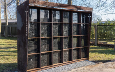 Marijampolės kapinėse – naujovė: įrengtas vienišiems skirtas kolumbariumas