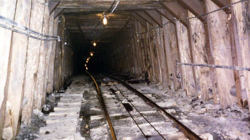 Alaus gamybos įranga atskleidė kraupią tiesą: senos kasyklos orą nuodija labiau nei manėme