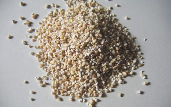 Svajojate apie itin derlingą daržą? Viena pigi kruopa net skurdžią žemę pavers juodžemiu