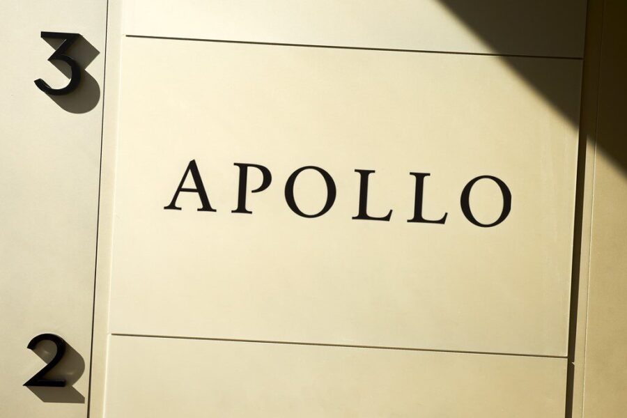 Akcijų išpardavimas tik prasideda: atskleidė, kodėl dirbtinis intelektas griauna žinomas įmones