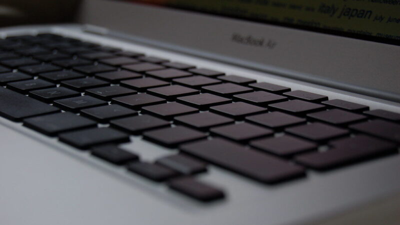 Jūsų „Mac“ pradės dirbti už jus: nauja programa pati tvarkys failus ir už jus rašys žinutes