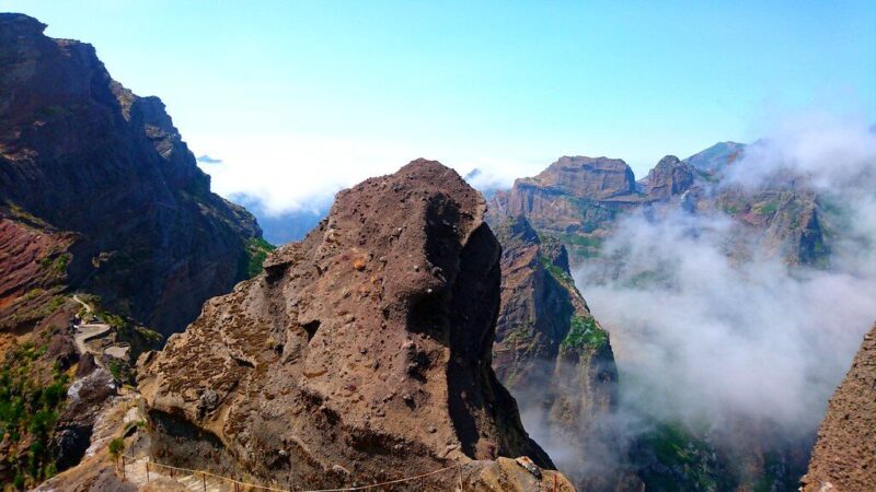 Vėl atviras žygeivių rojus: Madeiroje atidarytas įspūdingiausias takas PR1