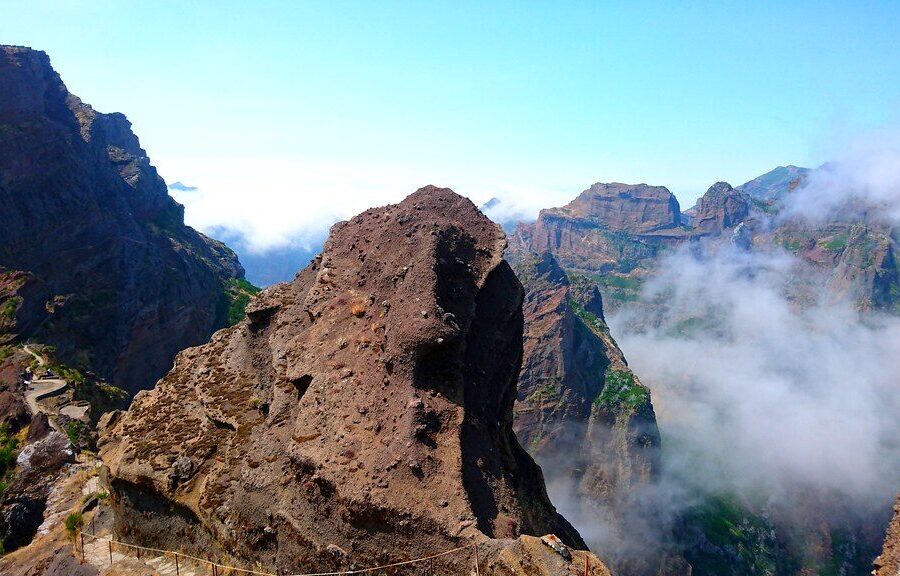 Vėl atviras žygeivių rojus: Madeiroje atidarytas įspūdingiausias takas PR1