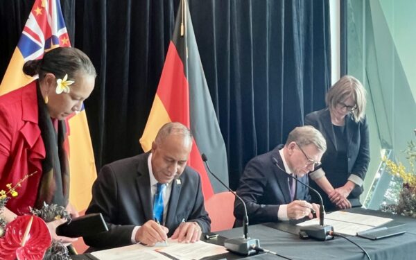 Vokietija meta milijonus ten, kur JAV užvėrė duris: paaiškėjo tikrieji Berlyno ketinimai