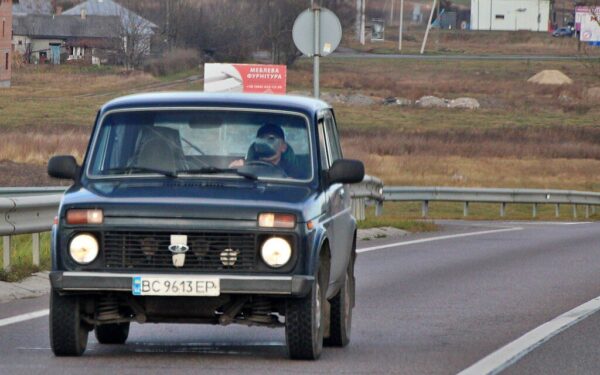 Atskleista, kas vyksta Rusijoje: didžiausios automobilių gamintojos grimzta į krizę