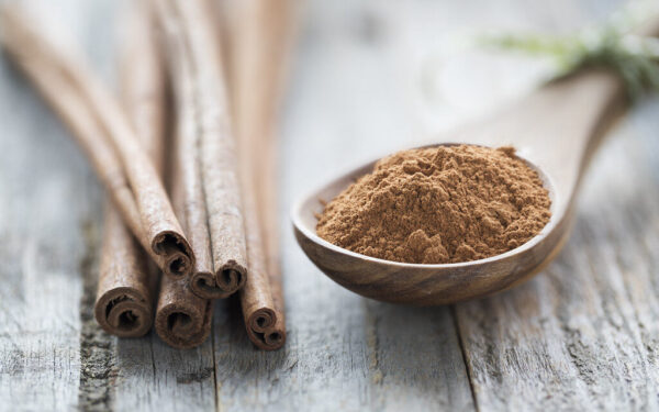 Daigai nyksta akyse? Juos išgelbėti gali vienas paprastas prieskonis iš jūsų spintelės