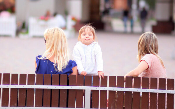 Dauguma tėvų tai ignoruoja: S. Freudas įvardijo stipriausią vaiko poreikį