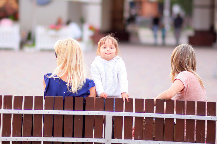 Dauguma tėvų tai ignoruoja: S. Freudas įvardijo stipriausią vaiko poreikį