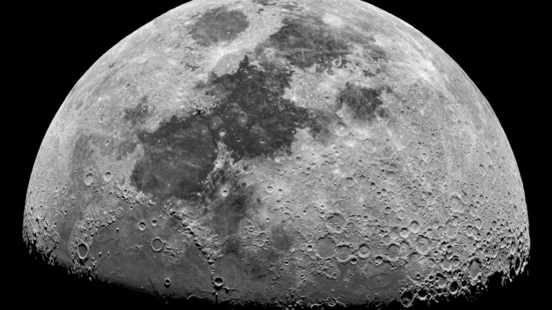 Mėnulyje atsivėrė milžiniška skylė: NASA užfiksavo tai, kas nutinka tik kartą per 139 metus