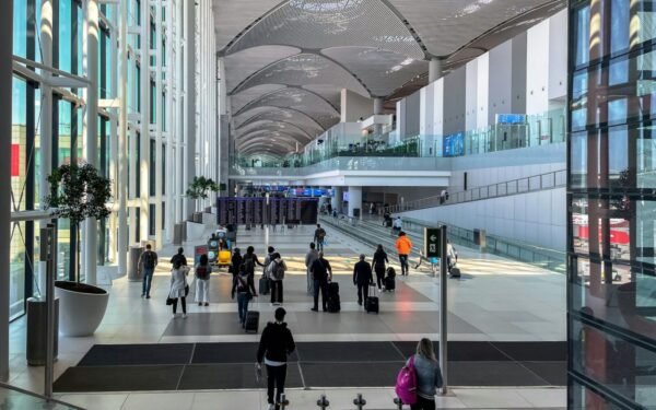 Dėl tokio maisto norėsite atvykti anksčiau: atskleista, kuriuose oro uostuose pavalgysite skaniausiai