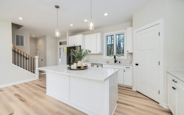 Svečiai tai pastebi iškart: atskleidė 10 daiktų, kurie jūsų virtuvę paverčia netvarkinga