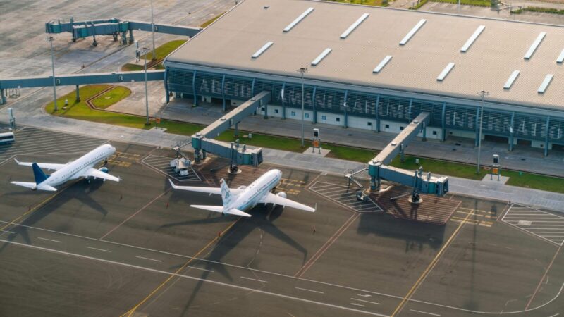 Planuojate 2026 m. atostogas? „Skyscanner“ atskleidė pigiausią savaitę ir kryptį skrydžiams vasarą