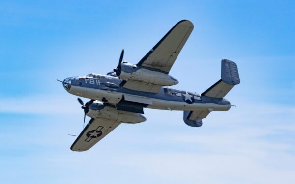 Tik trys tokie liko visoje šalyje: JAV prikėlė 80 metų senumo legendinį bombonešį „B-24“