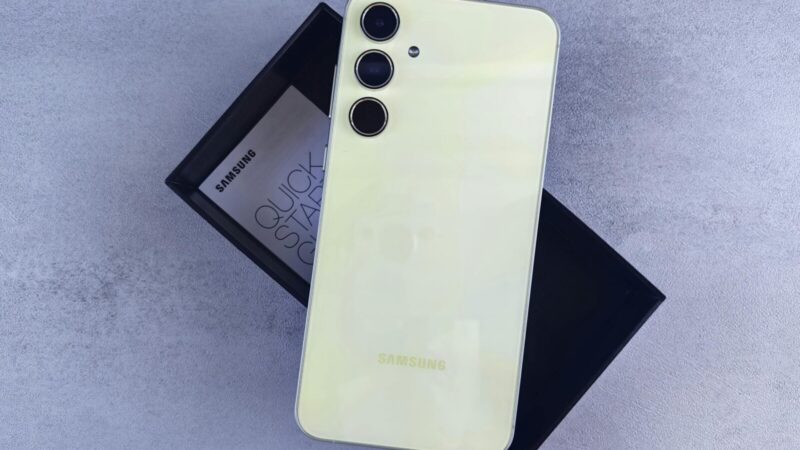„Samsung“ atvėrė kelius į „iPhone“: kurie telefonai gaus „AirDrop“ funkciją?