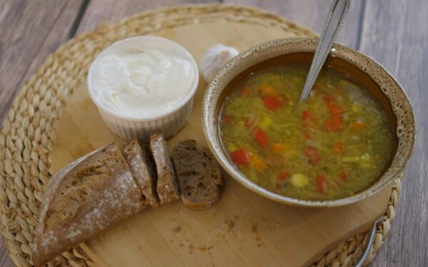 Neišmeskite senos duonos: štai kaip paprastas patiekalas sutvarko varginantį pūtimą