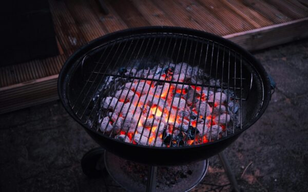 Grotelių šveitimas varo į neviltį? Paprastas 15 minučių triukas padės pamiršti vargą