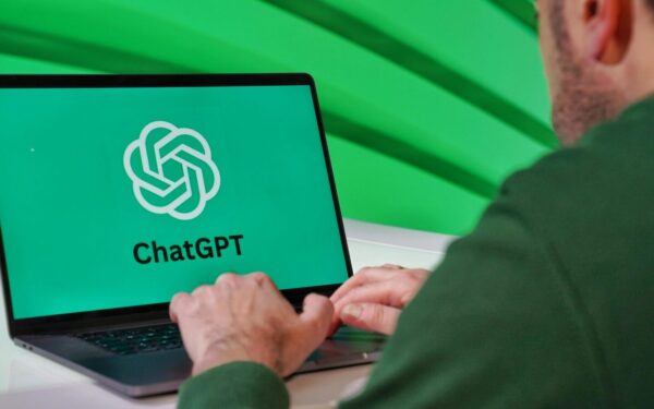 Ar saugu patikėti sveikatą robotams? Mokslininkai atskleidė, kur dirbtinis intelektas daro lemtingas klaidas