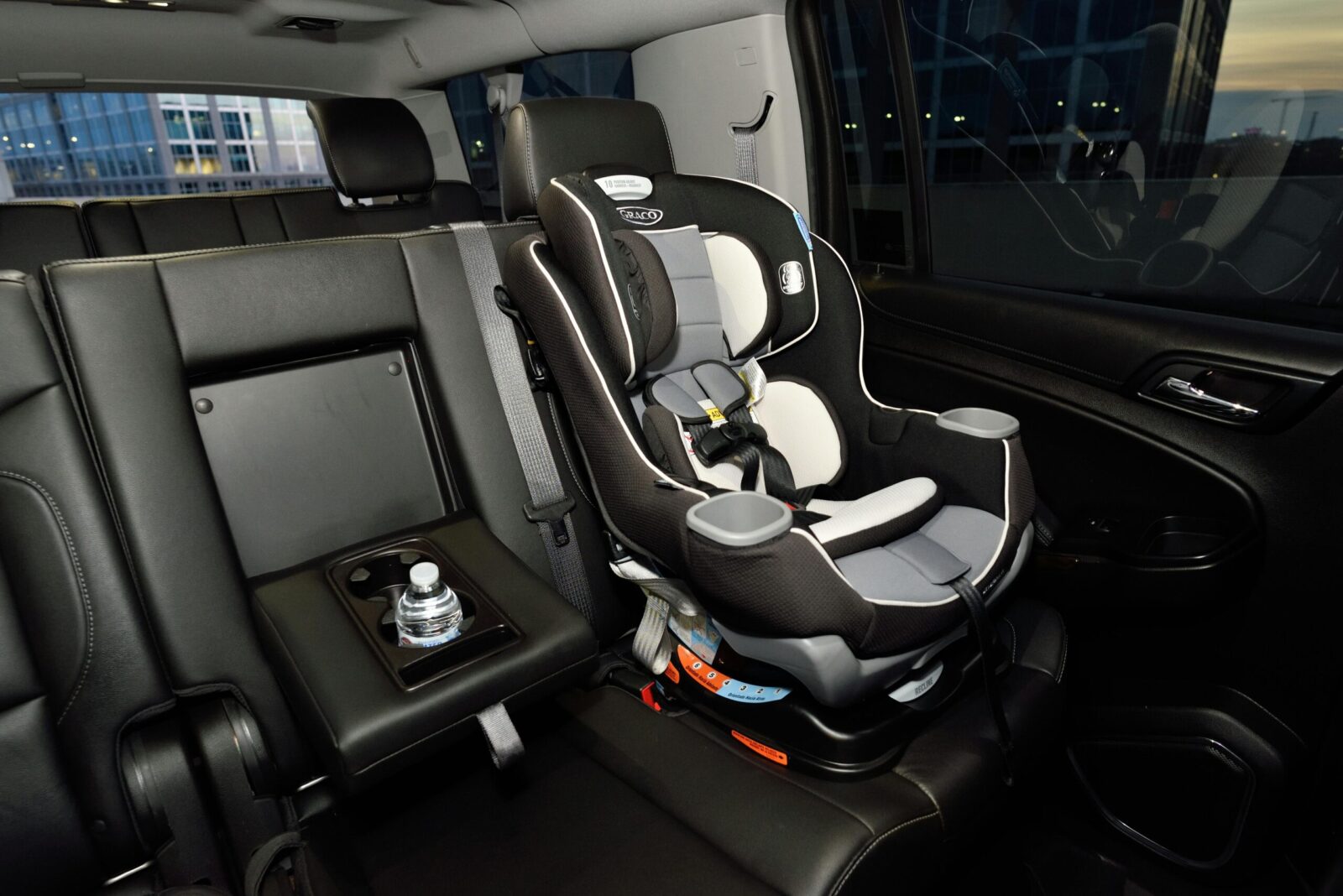 Ieškote saugios vaikiškos kėdutės? „Britax Römer Dualfix Pro M“ testas atskleidė vieną didelį minusą