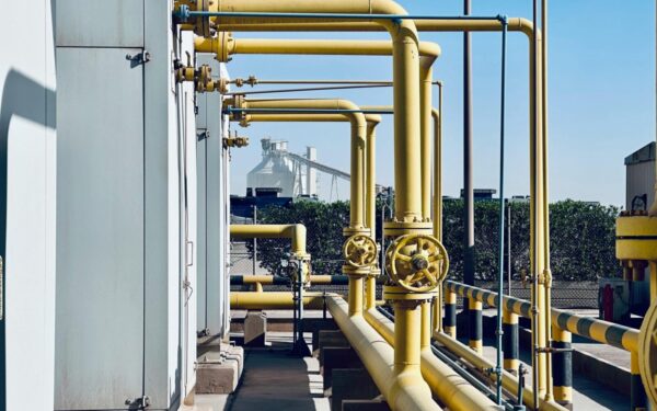 Degalų kainos gali šauti į viršų: Rusija gegužės 1 d. užsuka svarbų naftos kranelį Vokietijai