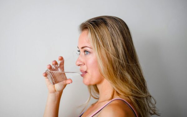 Ar fluoridas vandenyje nuodija smegenis? Mokslininkai po 70 metų tyrimo pateikė galutinį atsakymą