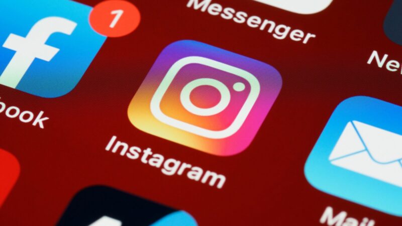 „Instagram“ atskleidė naują programėlę „Instants“: ar tai yra kirtis „Snapchat“?