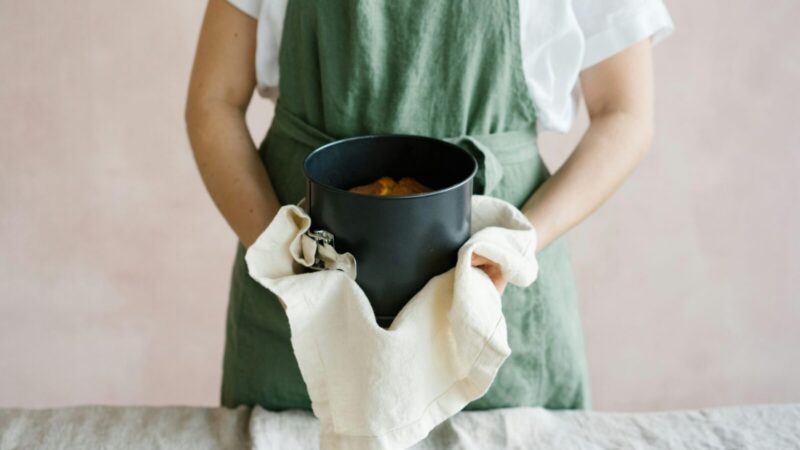 Virtuviniai rankšluosčiai pilkšvi ir turi nemalonų kvapą? Štai ką daryti, kol dar ne vėlu