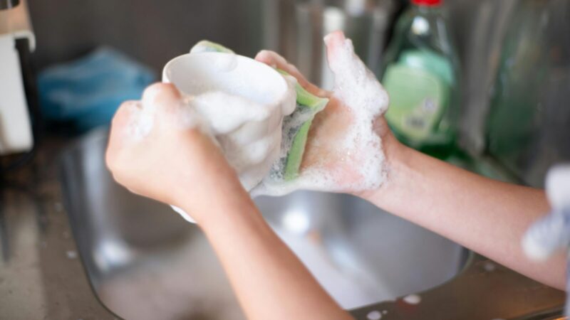 Sumaišė indų ploviklį su dantų pasta: rezultatas privers pamiršti brangius valiklius