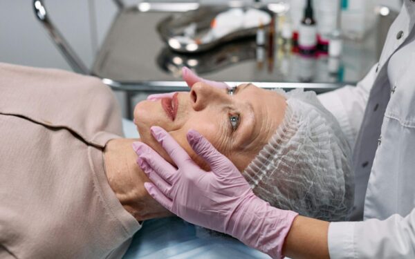 Nebe užpildai, o odos regeneracija: kaip biostimuliatoriai keičia grožio pasaulį?