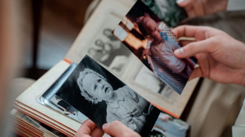 Pamirštate brangiausias akimirkas? Ekspertai pasakė, kodėl smegenys ištrina prisiminimus