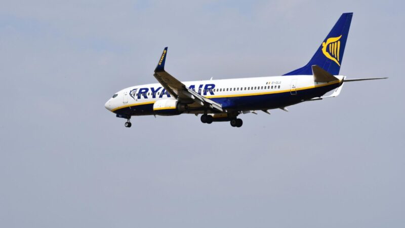 Artėja bankrotų banga? „Ryanair“ vadovas įvardijo oro bendroves, kurioms gresia pavojus