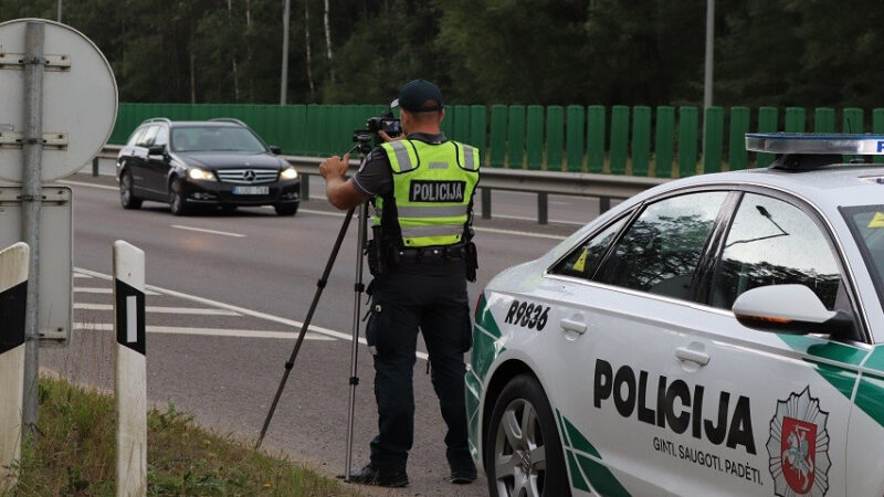 Svarbi žinia vairuotojams: šioje vietoje baudos galėjo būti skiriamos klaidingai