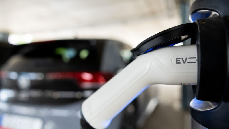 Kurorte siūloma vieta elektromobilių stotelėms: kaina gali nustebinti ne vieną