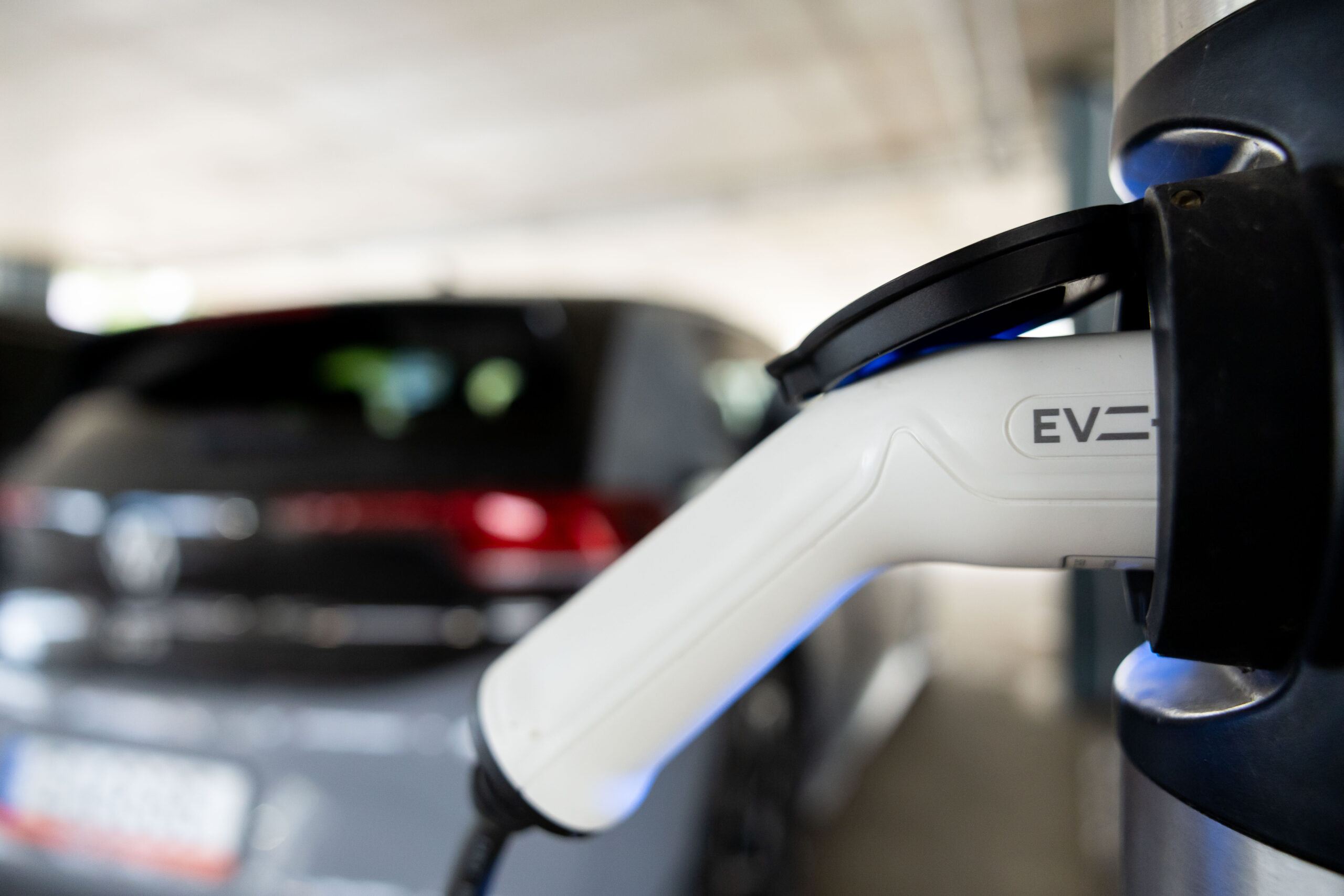 Kurorte siūloma vieta elektromobilių stotelėms: kaina gali nustebinti ne vieną