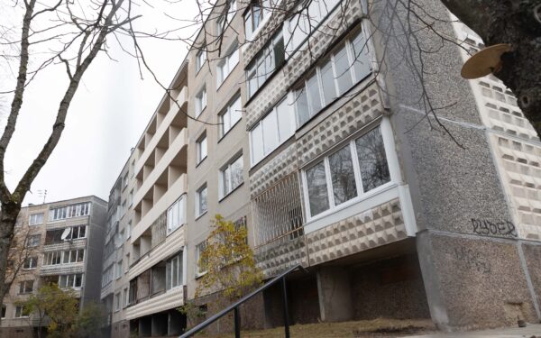 Gyveni sename daugiabutyje? Nuo vasaros gali mokėti kelis kartus daugiau