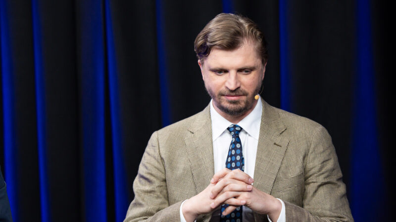 Jeglinskas atsisako mandato: aiškėja naujos detalės, kas jo laukia ir kas jį pakeis