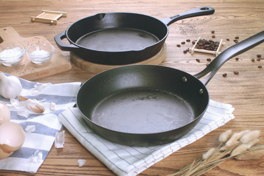 cast iron, cast iron pan carbon steel, carbon steel pan, pan, frying pan, cooking, food, cast iron, cast iron, cast iron, pan, frying pan, frying pan, frying pan, frying pan, frying pan