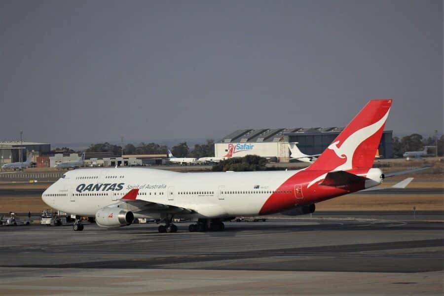 qantas, boeing 747, jumbo, jet, airline, decals, australia, flying, kangaroo, red, tail wing, transport, plane, aeroplane, o r tambo, airport, logo, symbol, vertical stabilizer, empennage, vh-ojt, johannesburg, queen of the skies, giant, passengers, gray logo, gray plane, gray airplane, qantas, qantas, qantas, qantas, qantas, boeing 747, johannesburg
