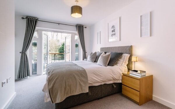 Nematomi priešai jūsų lovoje: štai kaip vos per valandą patiems išvalyti seną pagalvę