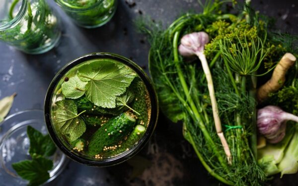 Agurkinę sriubą gaminote ne taip: virėja atskleidė, kaip išgauti neįtikėtiną aksominį skonį