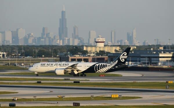 Skrydis lėktuvu nebebus kančia: „Air New Zealand“ siūlo lovas nuo 248 eurų