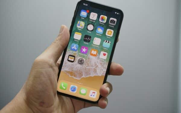 Pakliuvote į bėdą ten, kur nėra ryšio? Sužinokite, kaip „iPhone 17“ jus gali išgelbėti