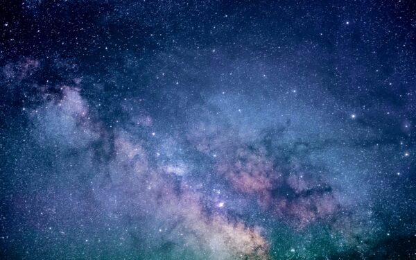 Visata plečiasi ne taip, kaip manėme: paaiškėjo mįslė, kuri griauna mokslo pagrindus