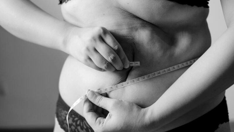 Valgote sveikai, bet svoris nekrenta? Paaiškėjo nekalti spąstai, kurie griauna jūsų dietą